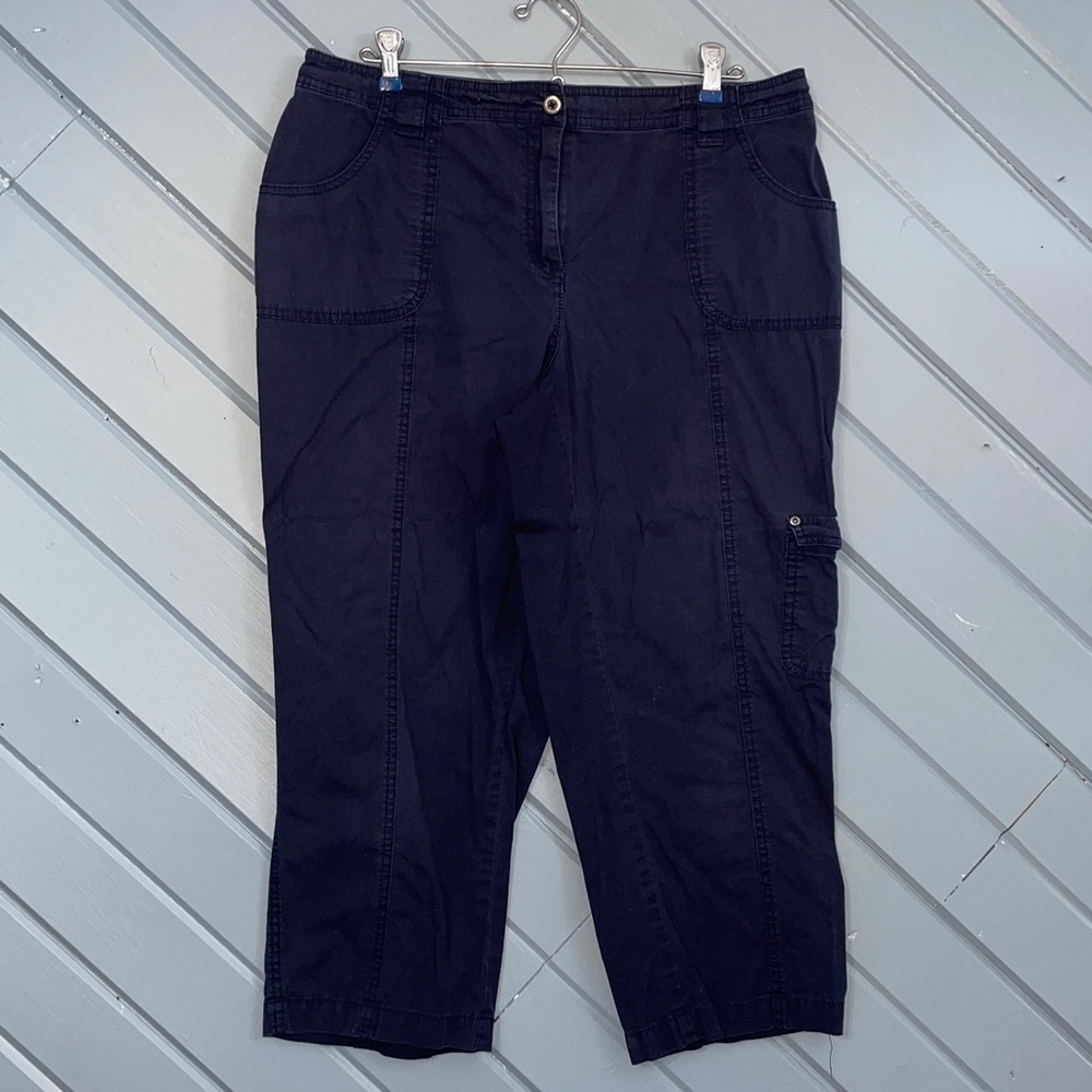 Chico's Dark Blue Capri Pants